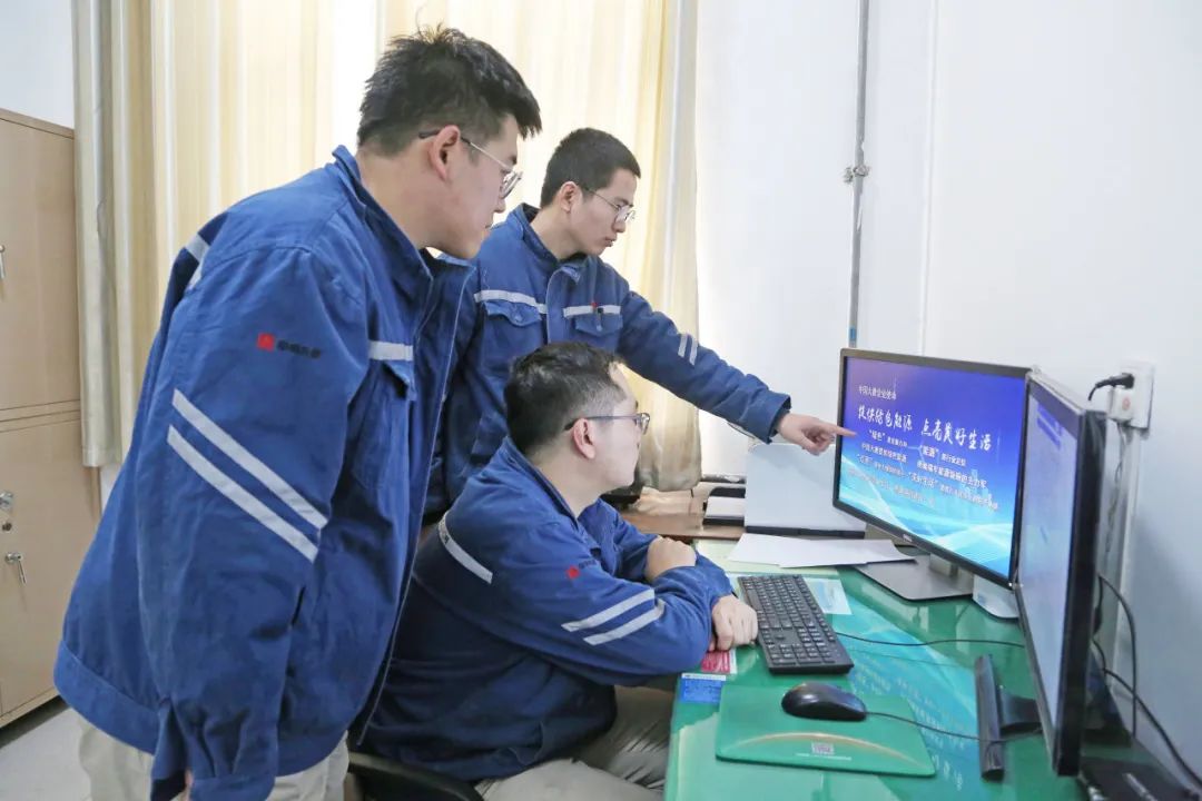 1704415884956048503.jpg 馬2.jpg